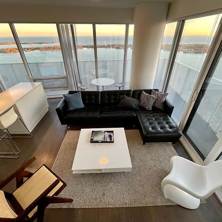 Presidential Suite Heart Of Downtown With Stunning View Торонто Екстер'єр фото