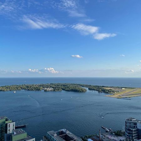 Presidential Suite Heart Of Downtown With Stunning View Торонто Екстер'єр фото