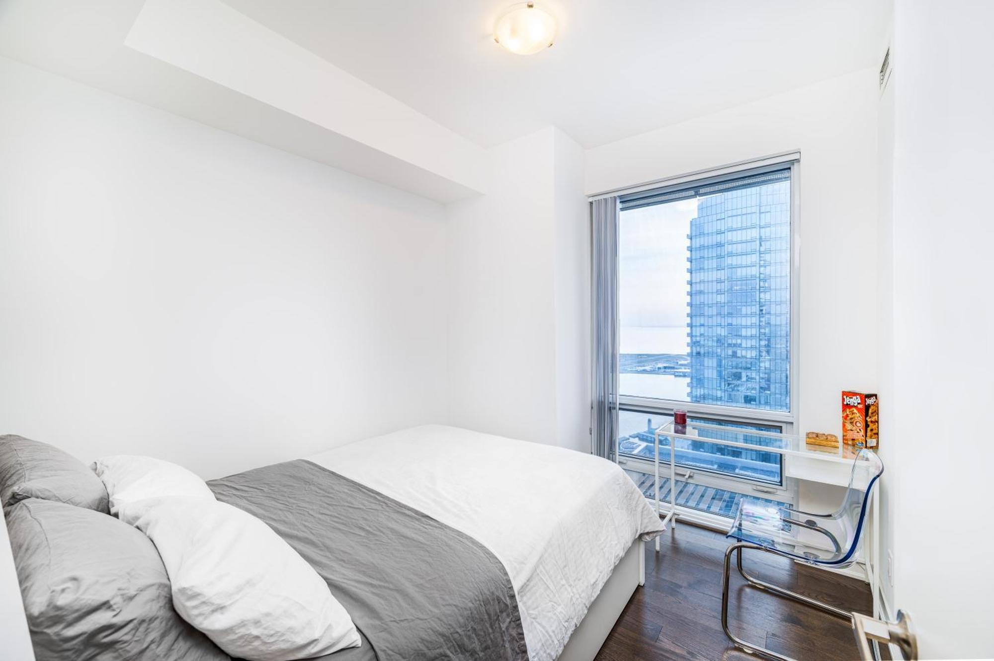 Presidential Suite Heart Of Downtown With Stunning View Торонто Екстер'єр фото