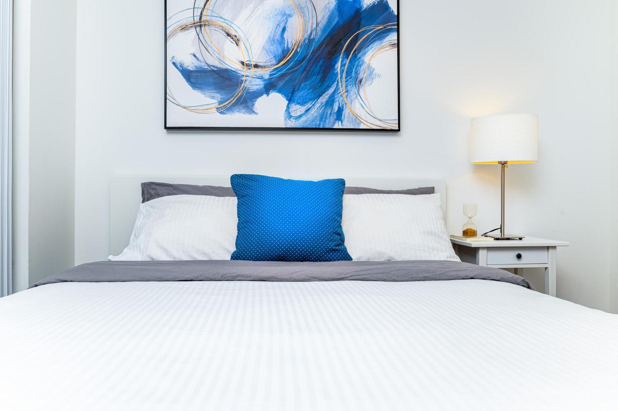 Presidential Suite Heart Of Downtown With Stunning View Торонто Екстер'єр фото
